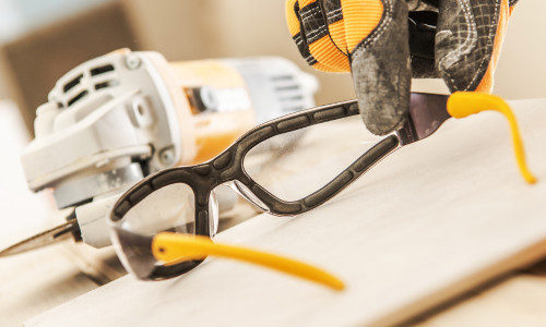 Lunettes et visière de sécurité : bien choisir ses EPI
