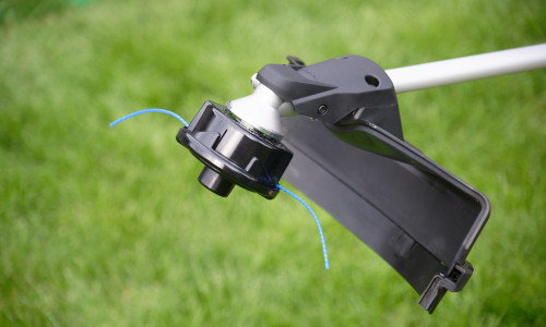 Fil pour débroussailleuse : guide complet pour choisir le bon fil avant d’acheter