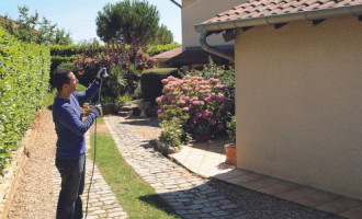 Guide pratique pour le nettoyage de la façade de votre maison