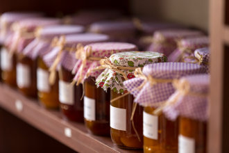 Srockage pots de confiture